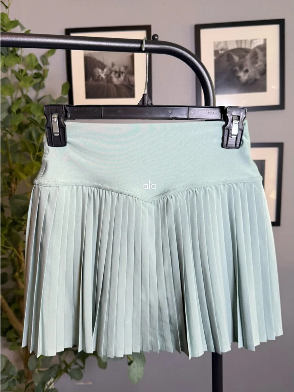 ALO Yoga Pleated Mint Green Mini Skirt
